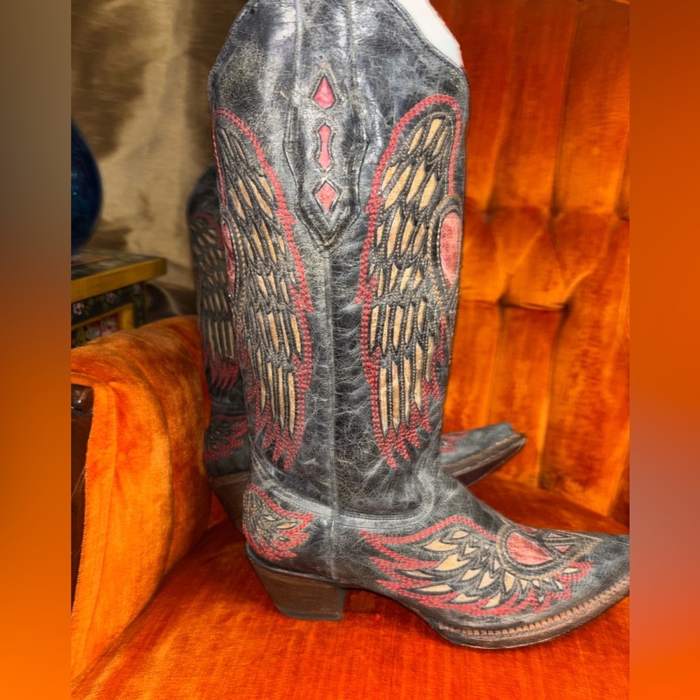 Rare Women's Corral Black Saddle Winged Heart Cowboy Boot 7.5​ - Picture 6 of 9